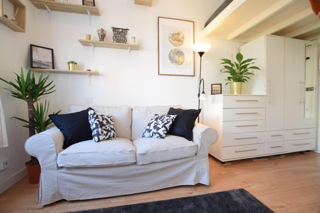 Stylish Studio Apartment Camden ロンドン エクステリア 写真