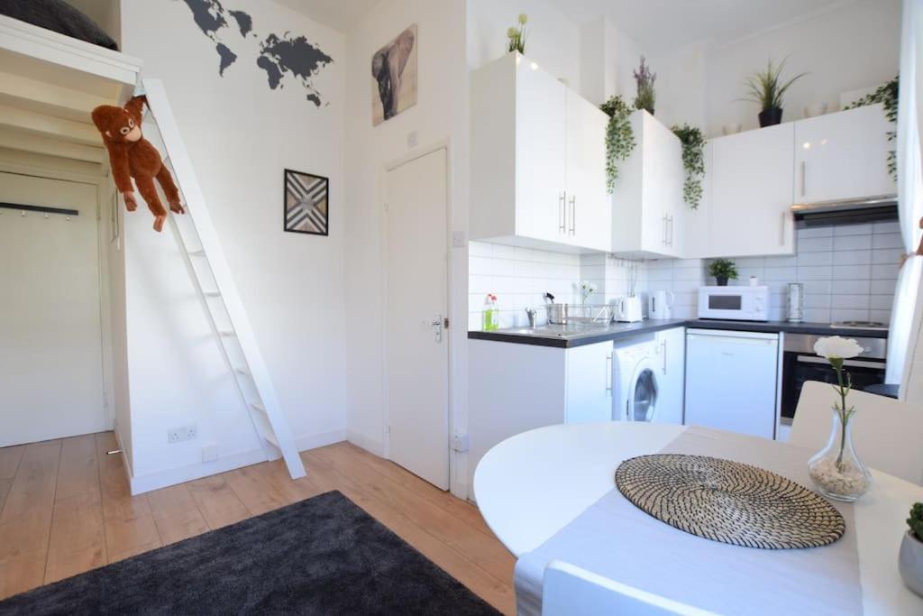 Stylish Studio Apartment Camden ロンドン エクステリア 写真